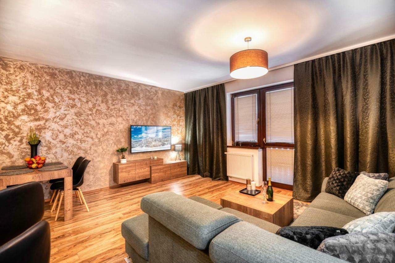 Apartman Lio - Free Garage Parking Tatranská Lomnica المظهر الخارجي الصورة
